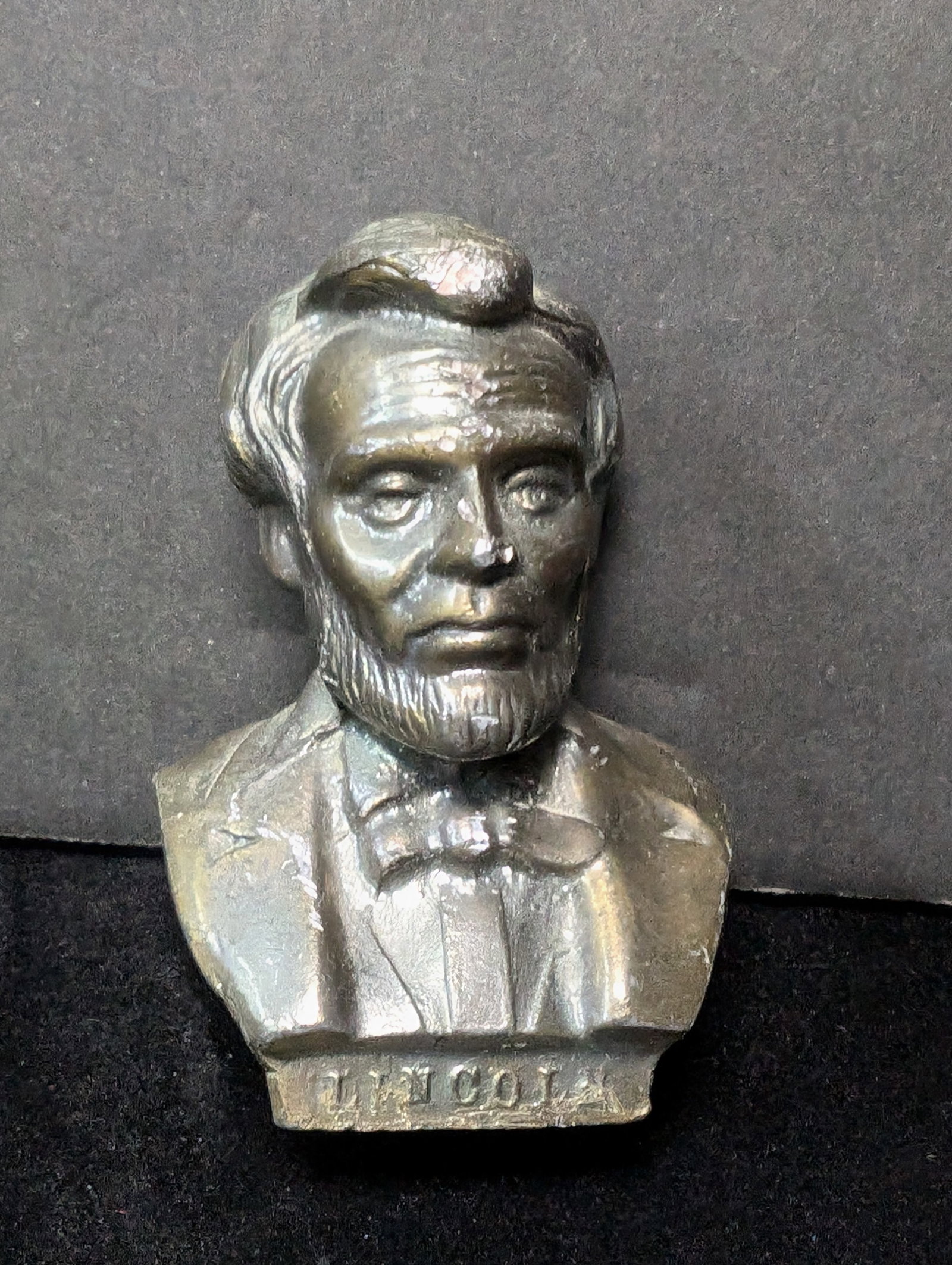 Abraham Lincoln Small Metal Bust: Abraham Lincoln Small Metal Bust