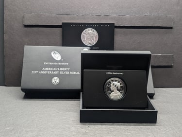 1792-2017 225th Anniversary American Liberty Proof Silver Medal Issued By The U.S. Mint With