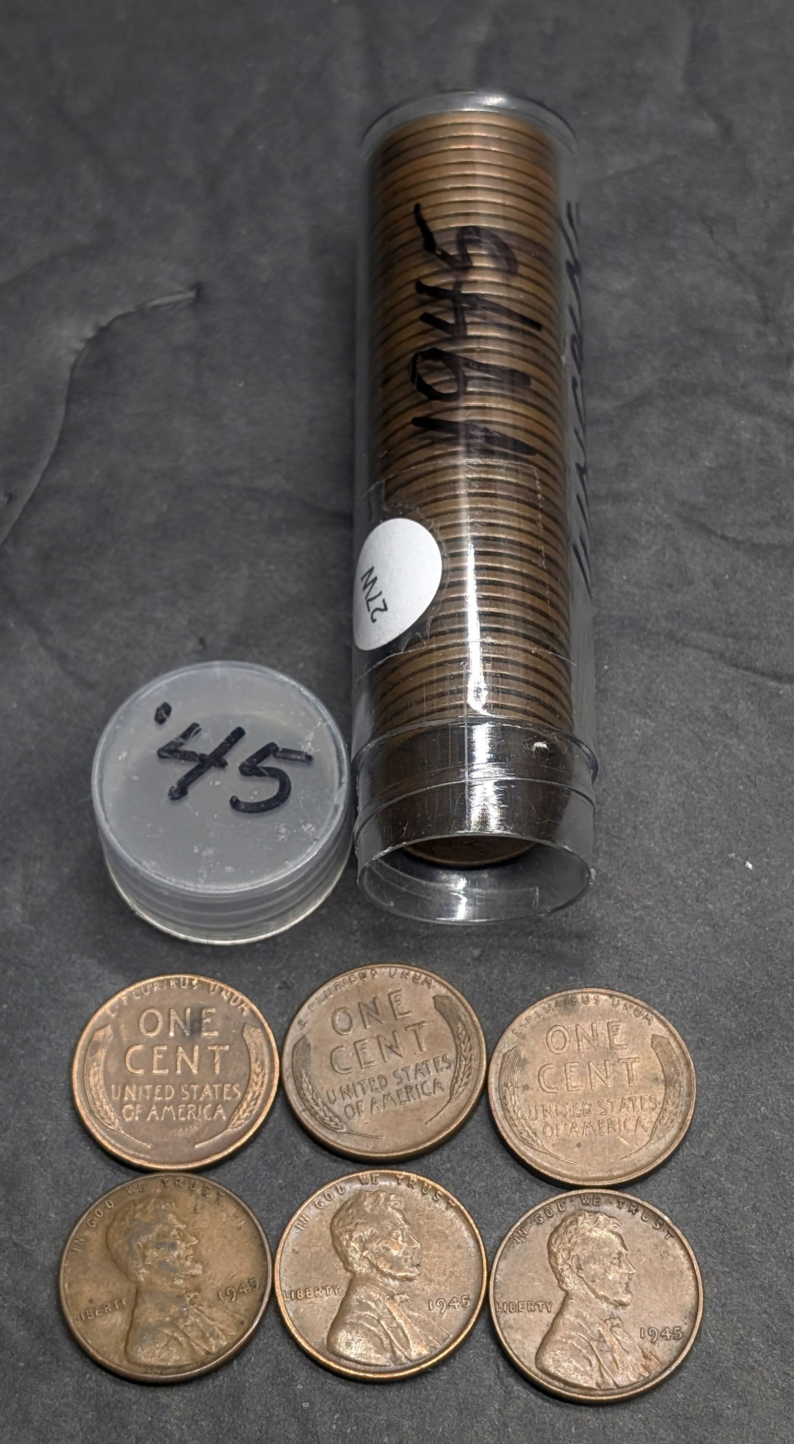 Roll of 50 1945 Lincoln Wheat Cents (1 of 2)
