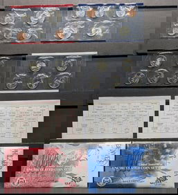 1999 P & D United States Mint Sets w/ State Quarters.