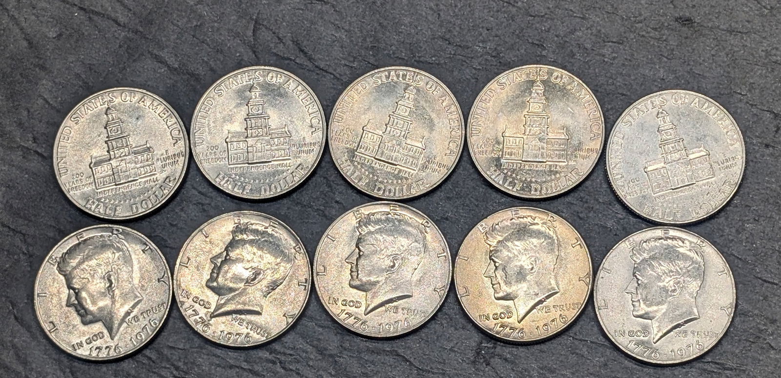 (10) 1976-P Uncirculated Clad Kennedy Half Dollars (1 of 4)