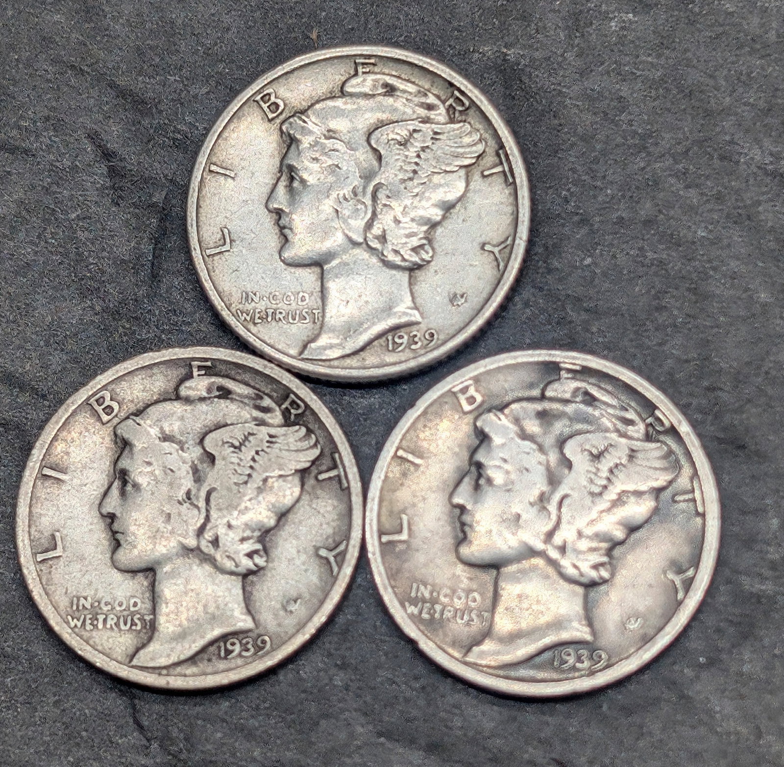 (3) Mercury Dimes: 1939-P, D, & S: (3) Mercury Dimes: 1939-P, D, & S