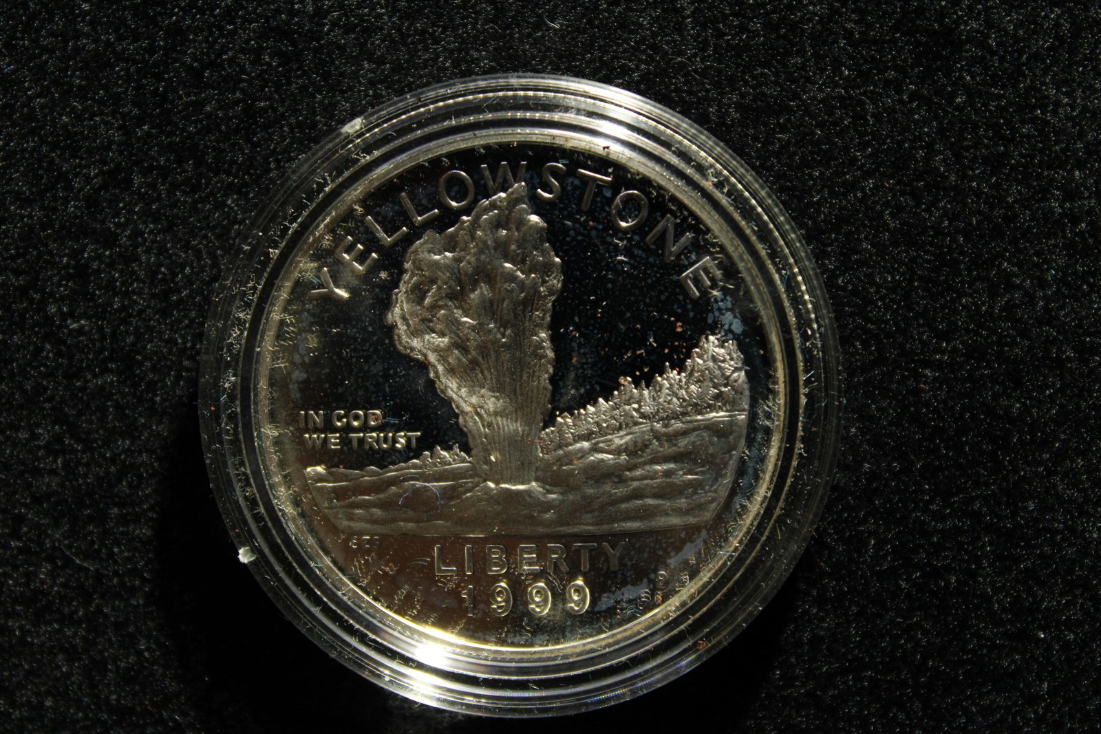 1999-P Proof Yellowstone National Park 90% Silver Dollar - in OGP with COA (1 of 3)