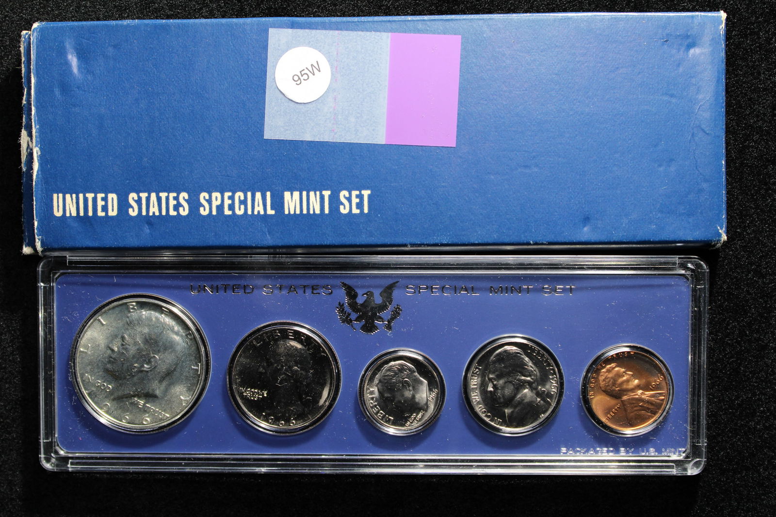 1966 US Special Mint Set 40% Silver Kennedy Half Dollar (1 of 3)