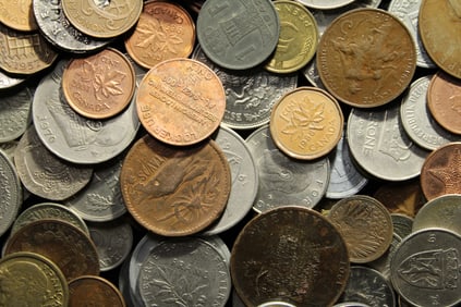 Assortment Of Foreign Coins From Many Different Countries.  Coins Weigh 2 Pounds.