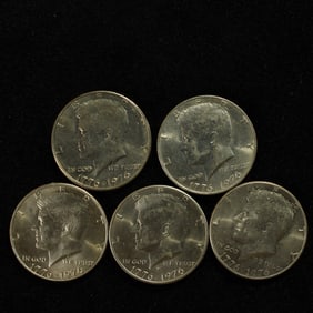 5 1976 Bicentennial Kennedy Half Dollars. Mixed MM