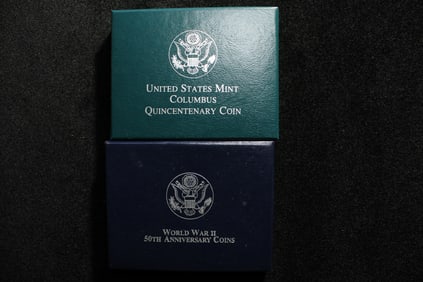(2 coins) 1991-95 P WWII 50th Anniversary  UNC Half Dollar, 1992 S Columbus Quincentenary Proof Half