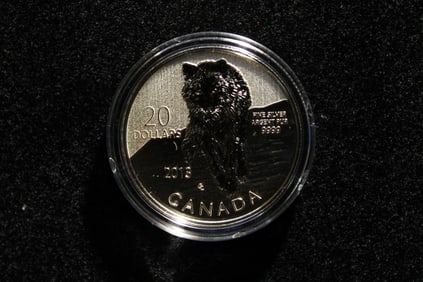 2013 Canada $20 "Wolf"  9999 fine Silver