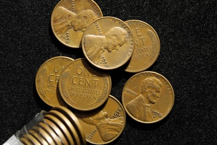 Roll of 1958D Lincoln Wheat Cents