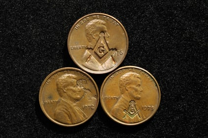 1972, 1973, 1976 Lincoln Cents w/Hockey and Masonic Stamps