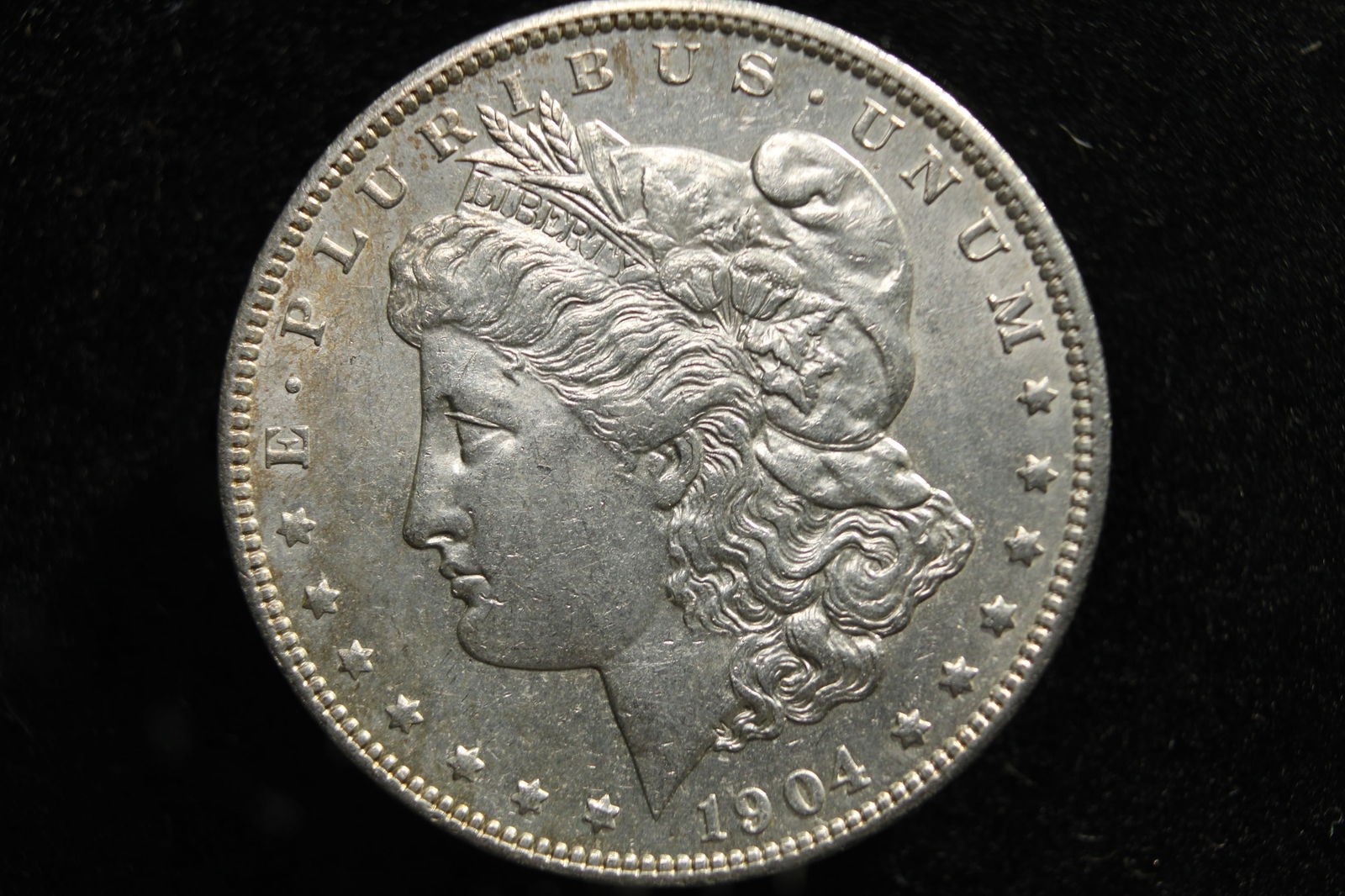 1904-O Morgan Silver Dollar - Nice Coin (1 of 2)