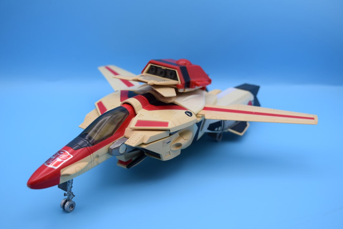 1984 Transformers G1 Jetfire (1 of 4)