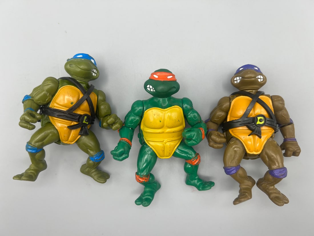 1988 TMNT Mirage Studios Leonardo, Michaelangelo, & Donatello Figures (1 of 4)