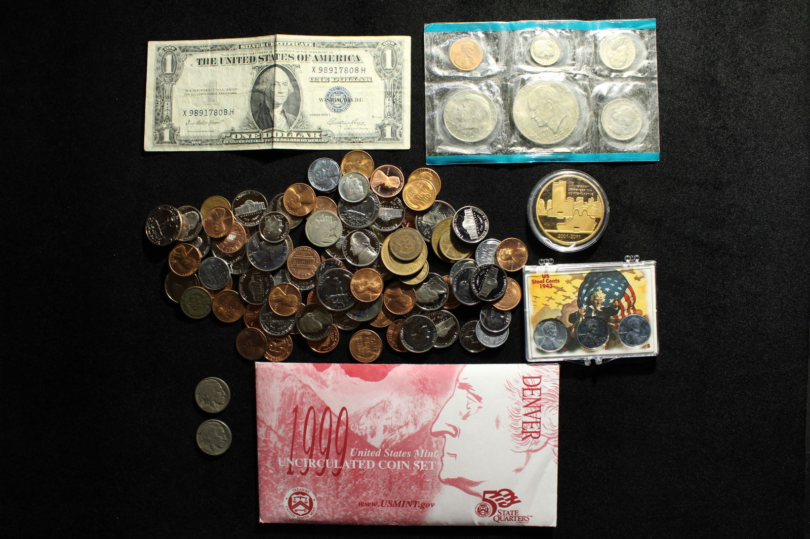 BIG!! Grab Bag of Various Vintage & Modern U.S. Coins & Currency (1 of 16)