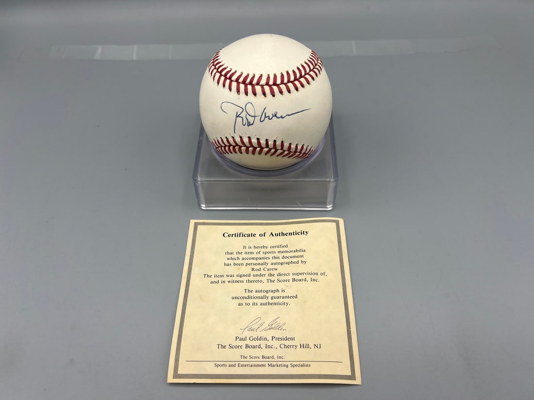 Rod Carew Official American League Autographed Baseball W/ Scoreboard COA (1 of 5)