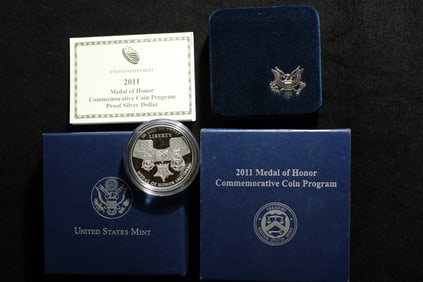 2011-P PROOF Medal of Honor Commem 90% Silver Dollar in OGP w/ COA
