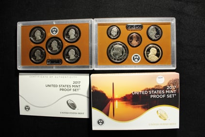 2017 -S U.S. Mint Proof Set w/ ATB Quarters (Cracked Case) & Sequoyah Dollar
