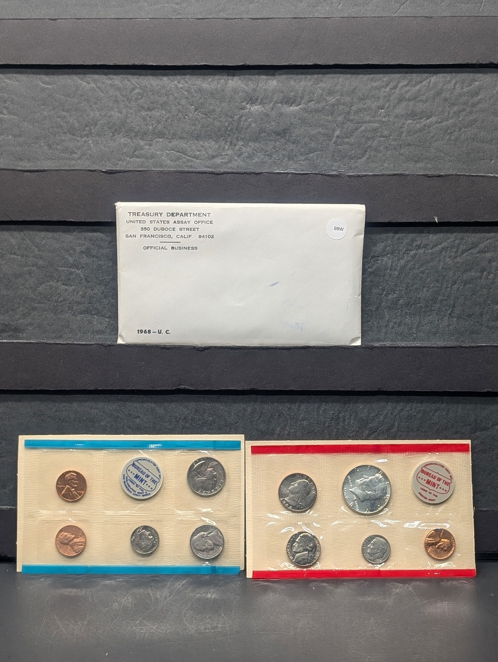 1968 P & D US UNC. Set W/40% Silver Kennedy Half Dollar (1 of 5)