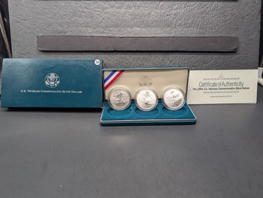 (3 Coins) 1994 US Veterans Commemorative Silver Dollars UNC