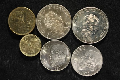 Lot Of High Grade Mexican Coins.  Clad.