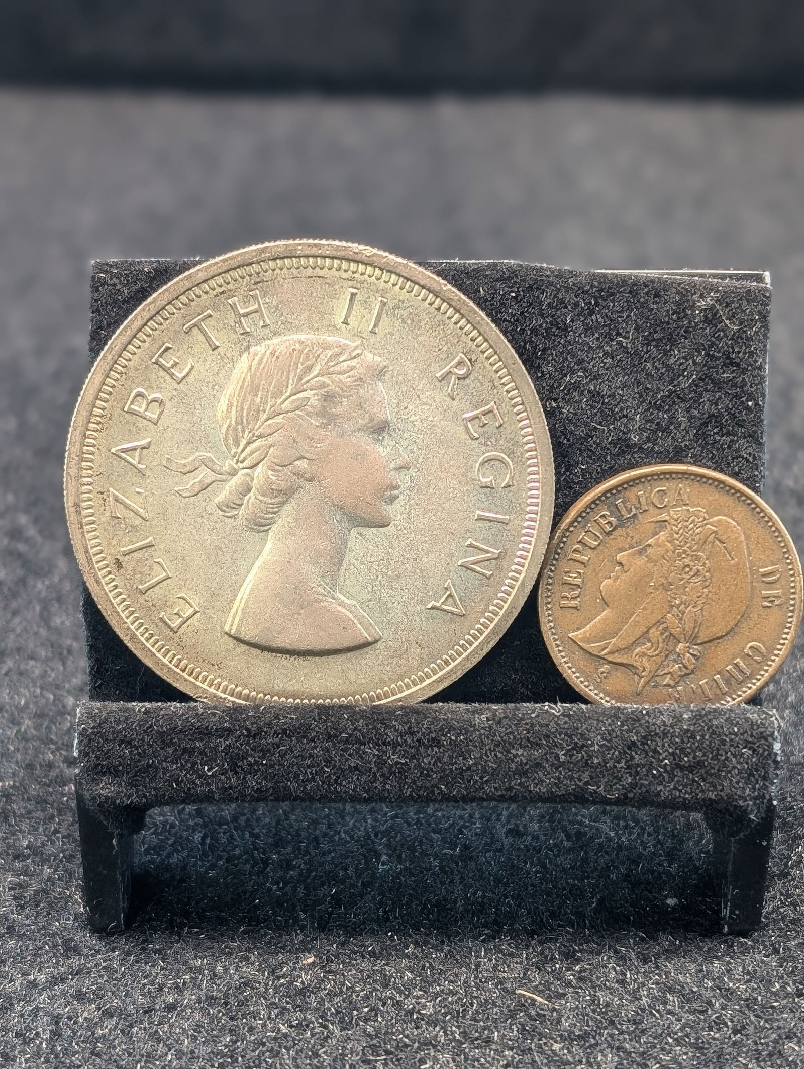 1958 South Africa 5 Shillings 50% Silver Coin & 1898 Chile 1 Centavo Coin (1 of 2)