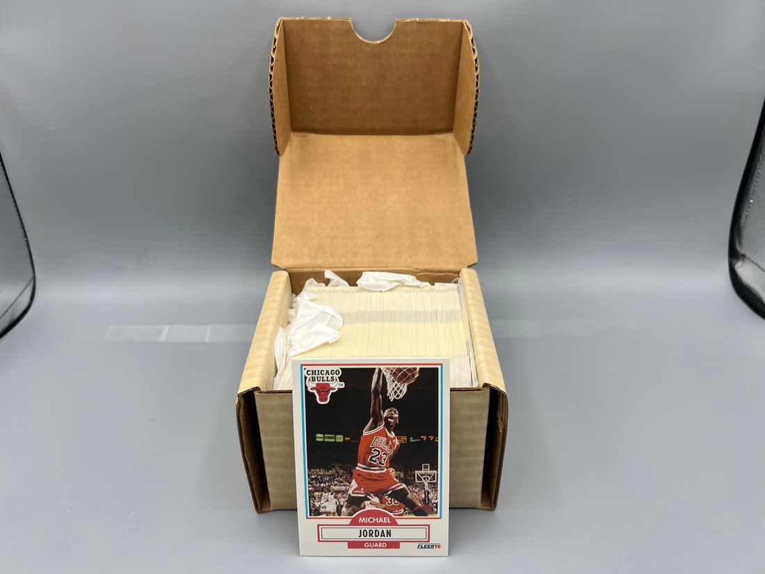 1990 Fleer Basketball Complete Set (1 of 3)