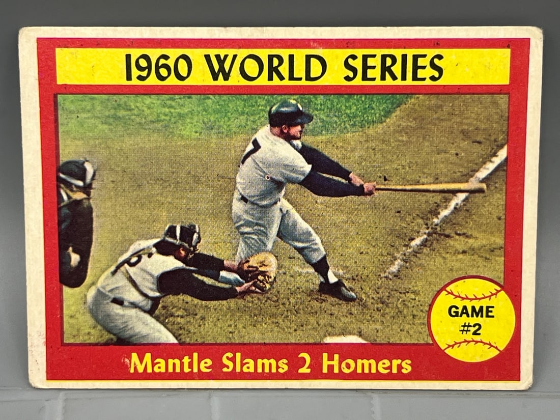 1961 Topps Mickey Mantle Slams 2 Homers #307: 1961 Topps Mickey Mantle Slams 2 Homers #307
