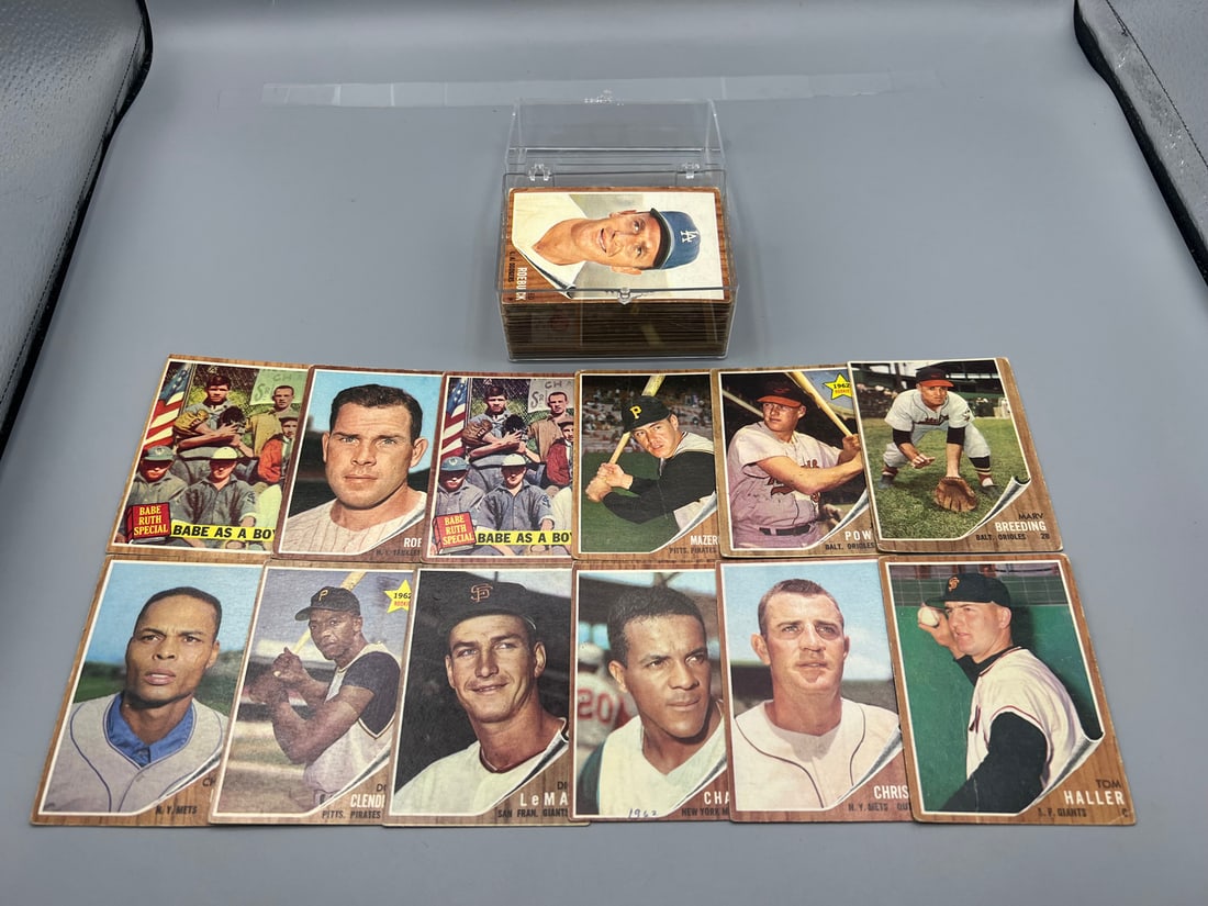 Lot of 1962 Topps Baseball Cards W/ Some Stars - Varying Conditions (1 of 4)