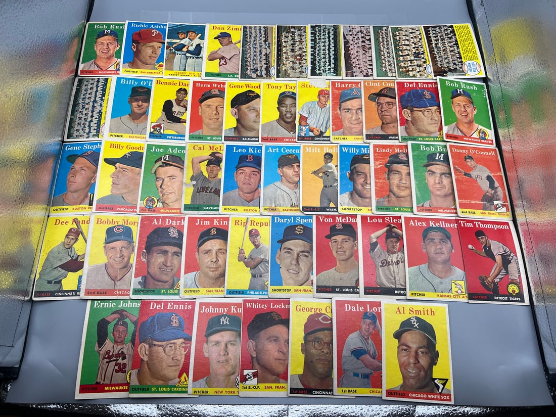 Lot of 1958 Topps Baseball Cards W/ Some Stars - Varying Conditions (1 of 5)