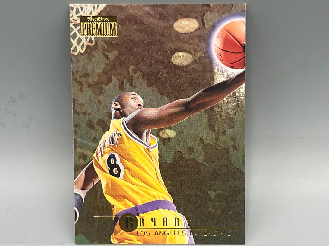 1996 Skybox Premium Kobe Bryant RC #55: 1996 Skybox Premium Kobe Bryant RC #55