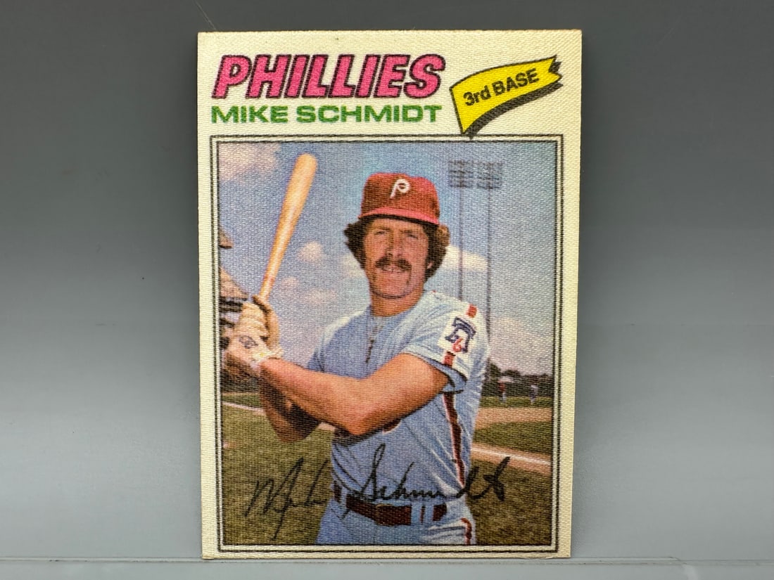 1977 Topps Cloth Stickers Mike Schmidt #41 - Tough oddball issue: 1977 Topps Cloth Stickers Mike Schmidt #41 - Tough oddball issue