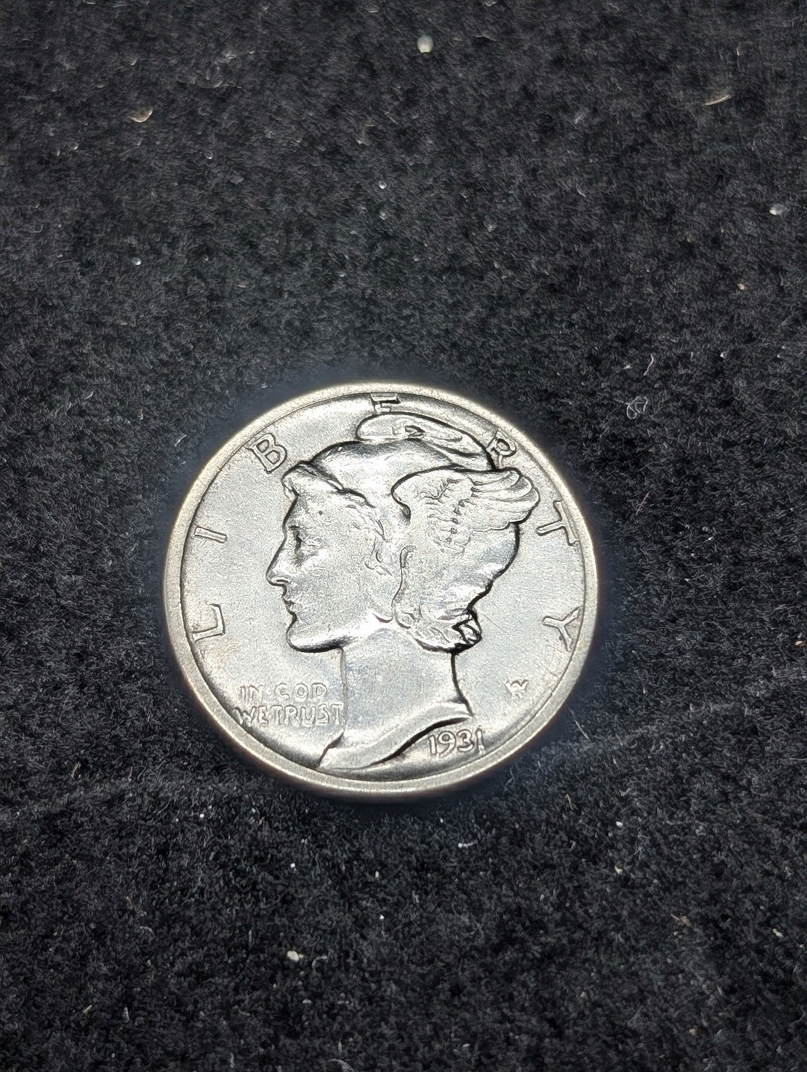 1931-D Mercury Silver Dime **NICE COIN - XF+** (1 of 2)