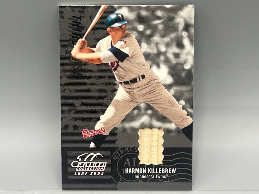2005 Leaf Century Material #3 Harmon Killebrew Game Used Bat 10/250 (1 of 2)