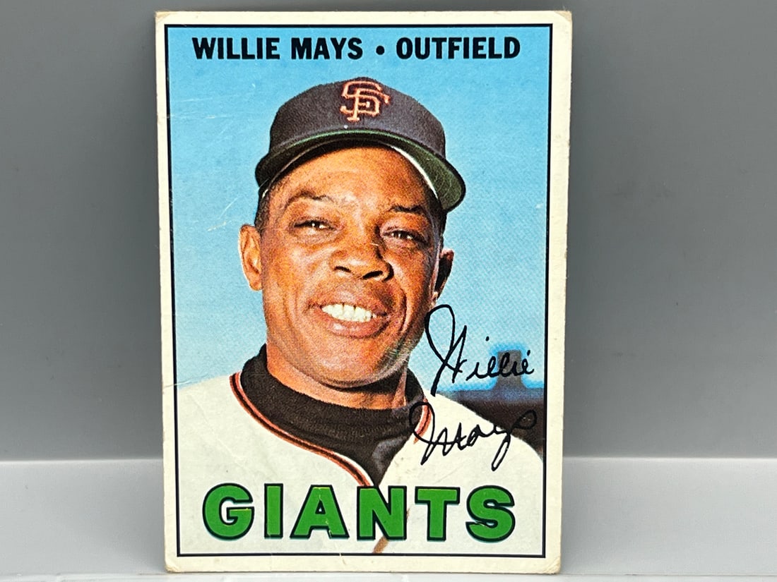 1967 Topps #200 Willie Mays (HOF) / Giants (1 of 3)