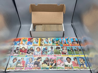 Lot of (450+) 1970-1979 Topps Football Cards - Varying Conditions