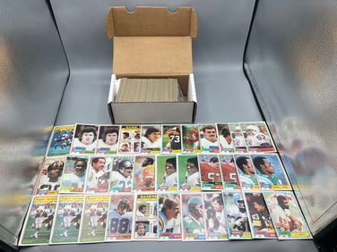 Lot of (250+) 1981 Topps Football Cards In Order W/ Many Duplicates - Varying Conditions