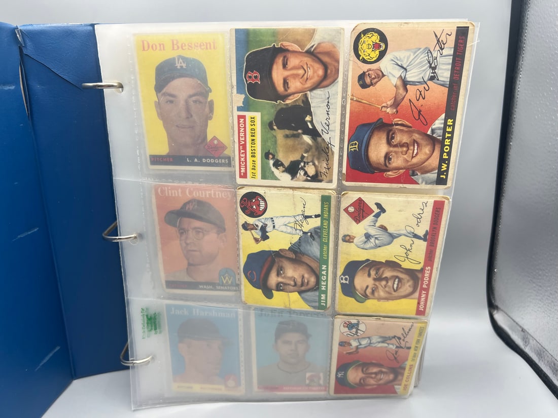 Binder of Assorted 1950s Through 1980s Vintage Baseball Cards W/ Lots of Stars - Varying Conditions (1 of 19)
