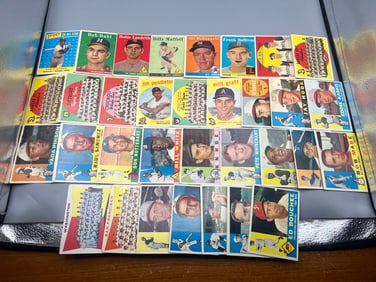 Lot of (30+) 1958, 1959 & 1960 Topps Baseball Cards W/ Some Stars - Varying Conditions - Ink marks