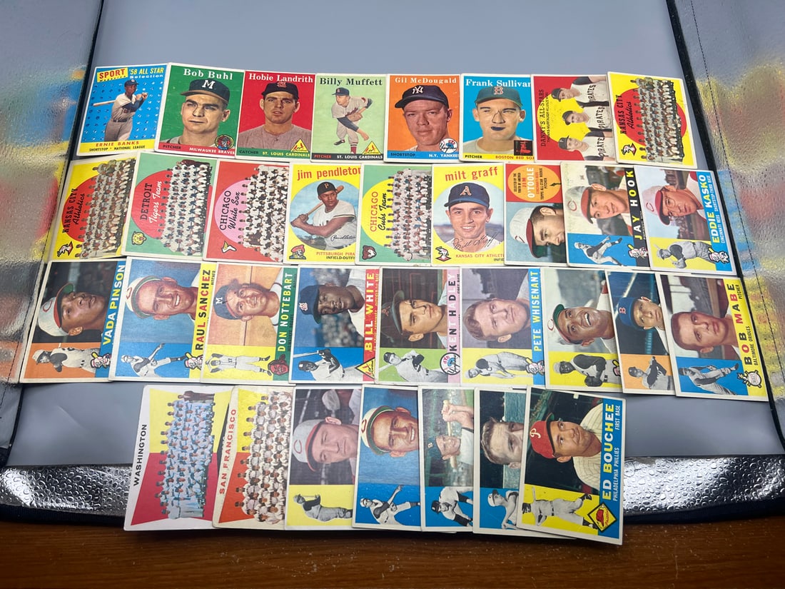 Lot of (30+) 1958, 1959 & 1960 Topps Baseball Cards W/ Some Stars - Varying Conditions - Ink marks (1 of 5)