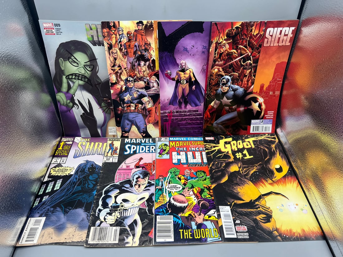 Lot of (8) Assorted Marvel Comic Books - Varying Conditions (1 of 2)