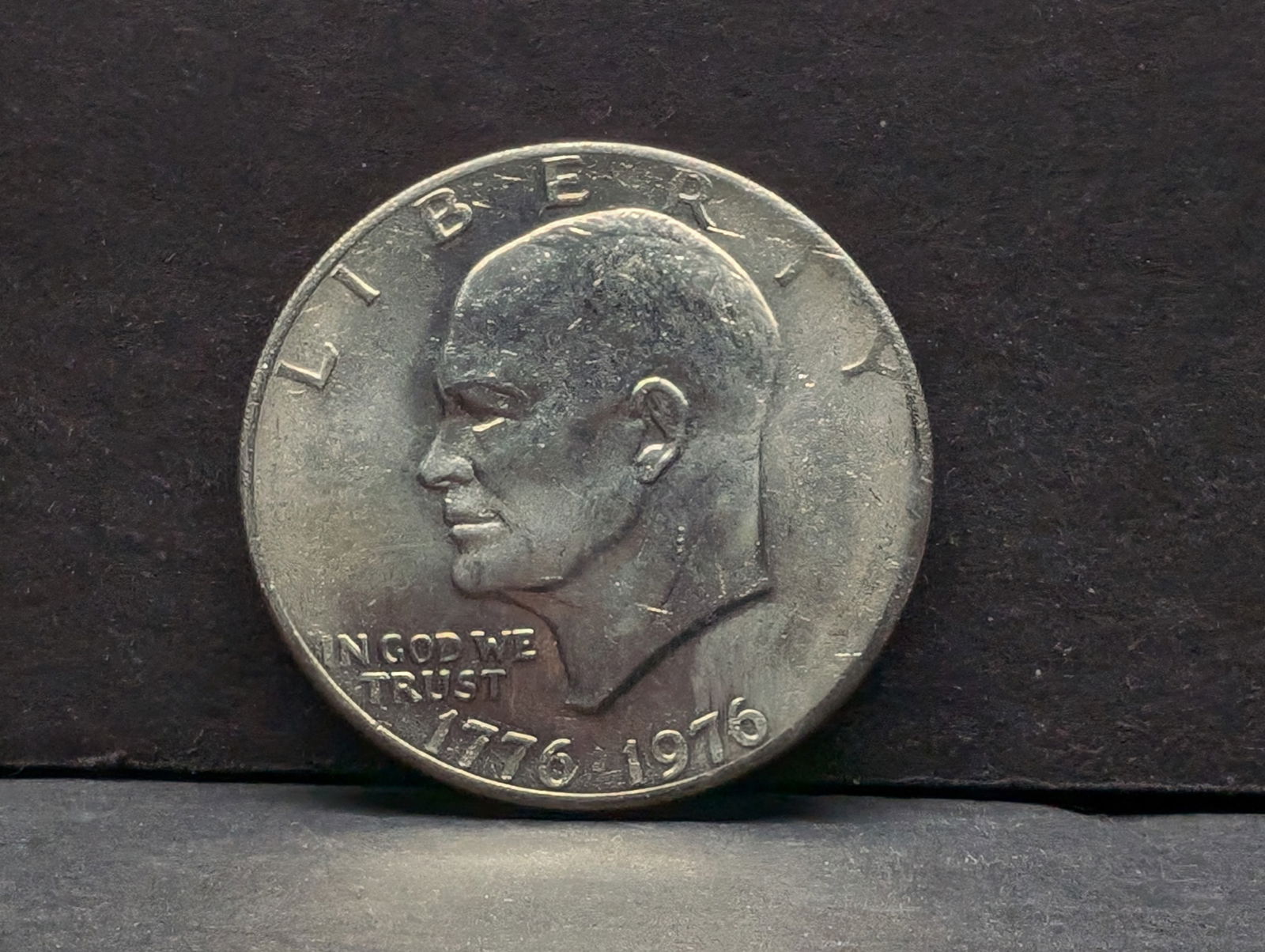1776-1976 Eisenhower Bicentennial Dollar (1 of 2)