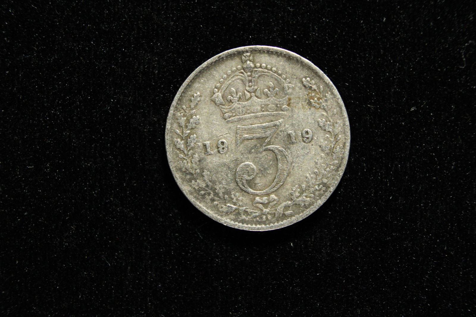 1919 (Silver/WWI Era/XF) Great Britian 3 Pence, Nice Condition, 105 Years Old! (1 of 2)