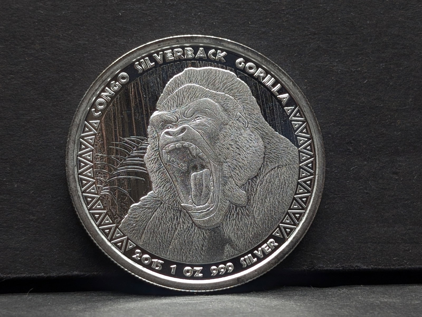 1 Oz. .999 FINE SILVER Congo Silverback Gorilla Designed Coin: 1 Oz. .999 FINE SILVER Congo Silverback Gorilla Designed Coin