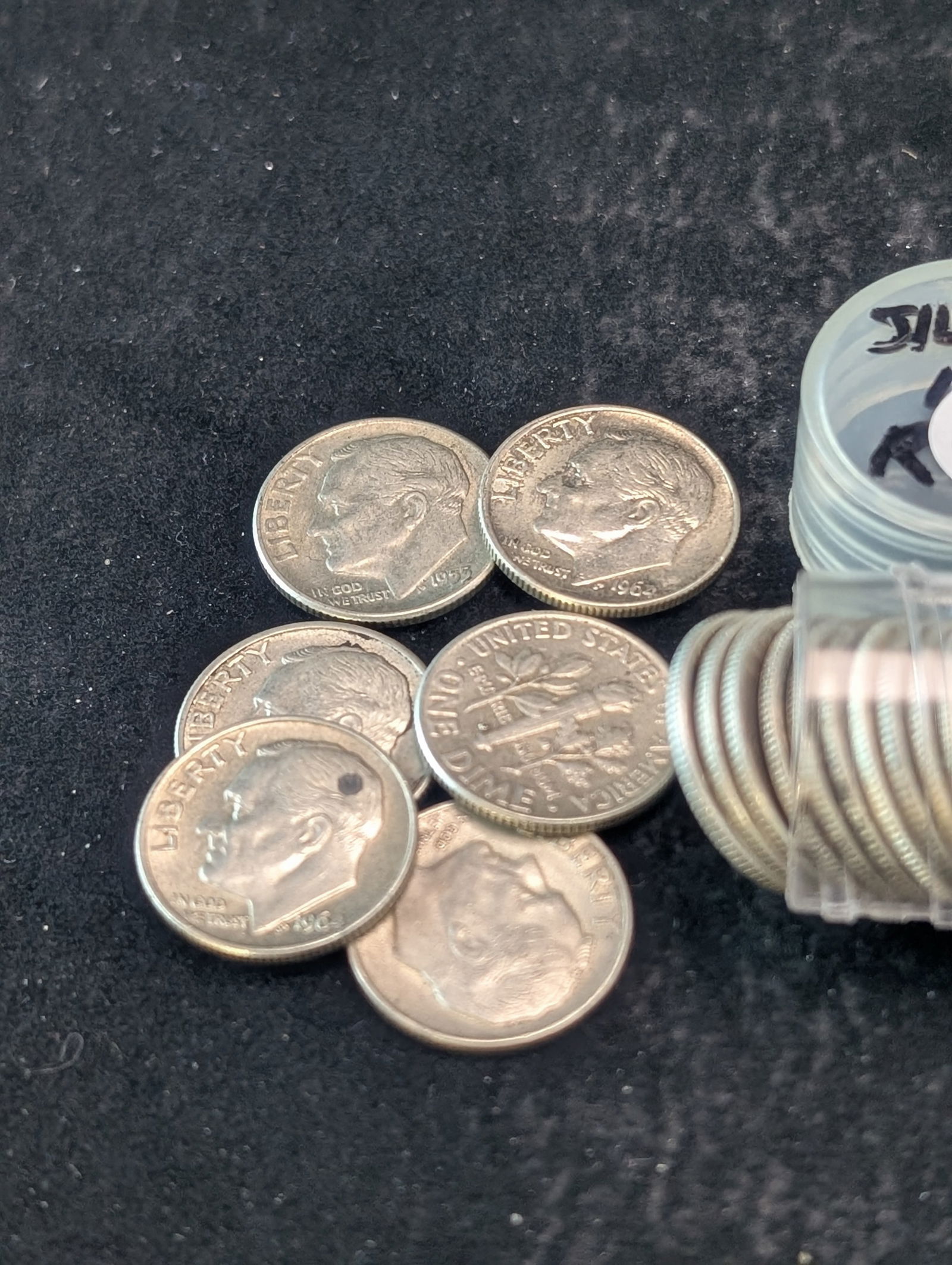(50 Coins) Roll of Silver Roosevelt Dimes: (50 Coins) Roll of Silver Roosevelt Dimes
