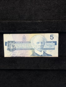 1986 Canada Five Dollar Note