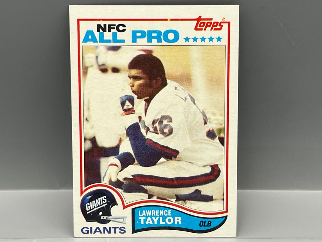 1982 Topps Lawrence Taylor RC #434: 1982 Topps Lawrence Taylor RC #434