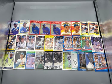 Lot of 30 - Ken Griffey Jr Baseball Cards W/ (3) Different Rookies