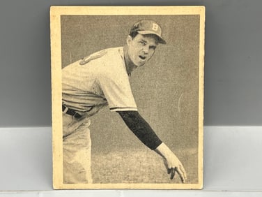 1948 Bowman Johnny Sain RC #12