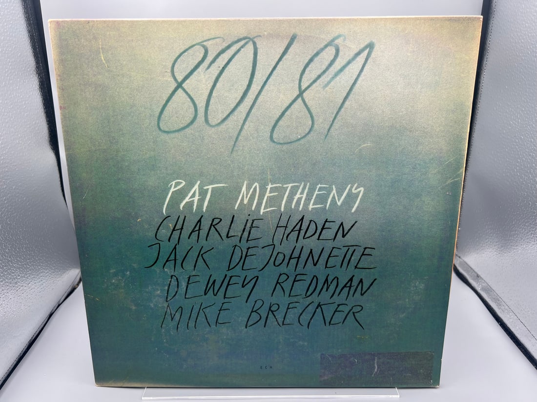 Pat Matheny: 80/81 (1980), gatefold, 2 LPs: Pat Matheny: 80/81 (1980), gatefold, 2 LPs - Records have not been tested by the auction house for play quality. All items are sold as is.