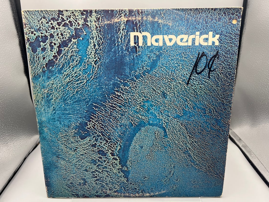 1977 Maverick Self Titled Unofficial Release Vinyl Album - TVI-142: 1977 Maverick Self Titled Unofficial Release Vinyl Album - TVI-142 - Records have not been tested by the auction house for play quality. All items are sold as is.